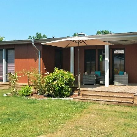 Ferienhaus Chrissy Loissin 외부 사진